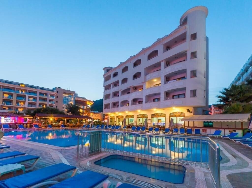 Фото My Dream Hotel 4*