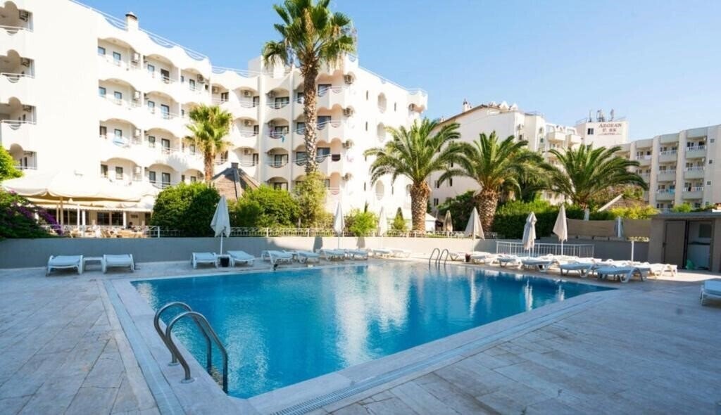 Фото Yunus Hotel 3*