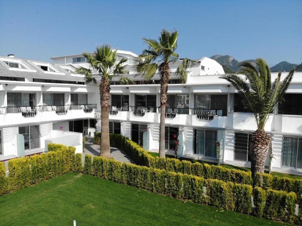 Фото Voxx Marmaris Beach Resort 5*