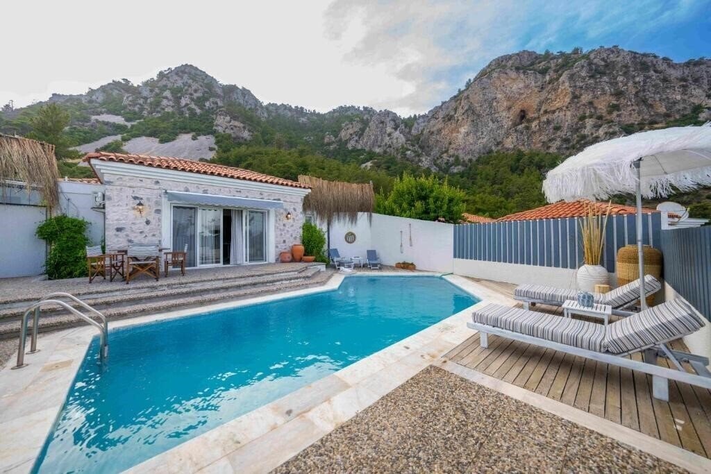 Отель Alya Piynar Villa Otel 3*