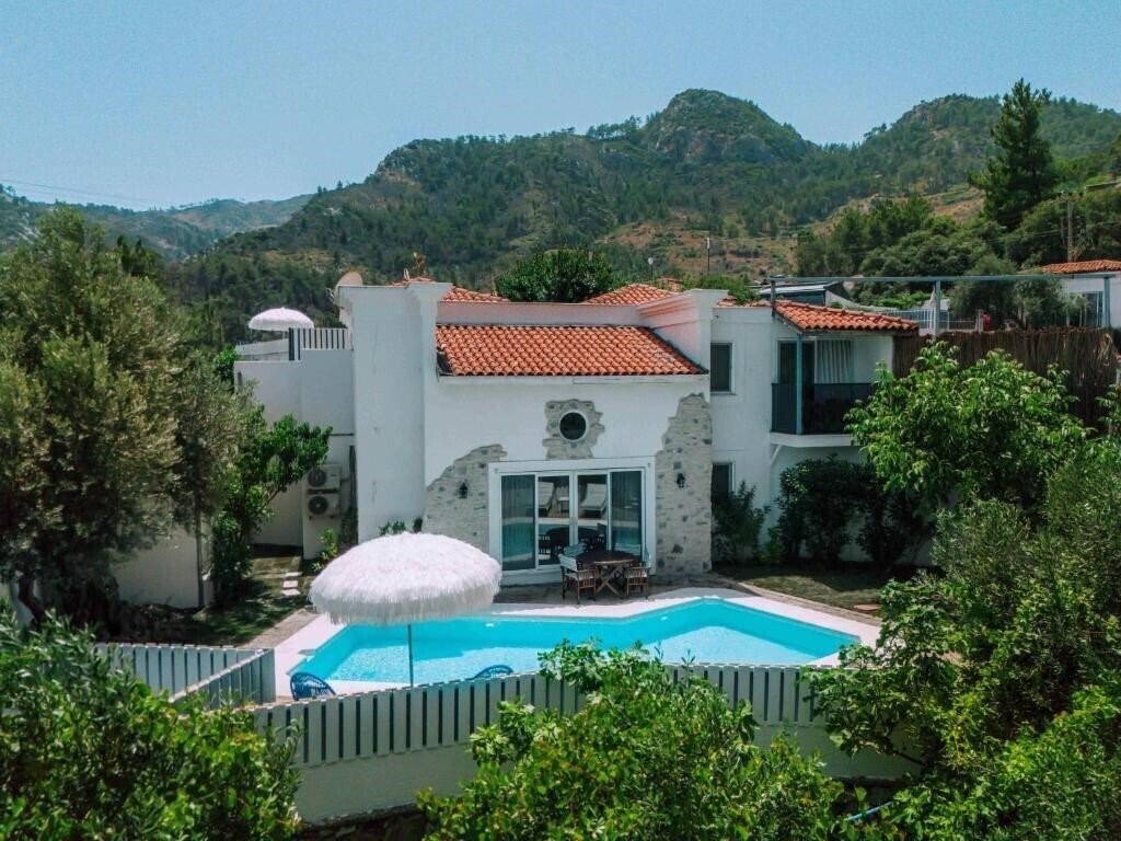 Фото Alya Piynar Villa Otel 3*