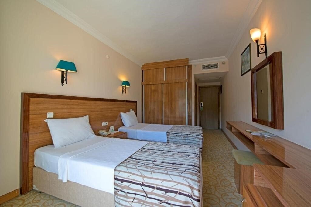Фото Green Nature Resort & SPA Hotel 5*