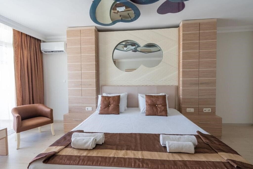Фото Hotel Caprea 3*