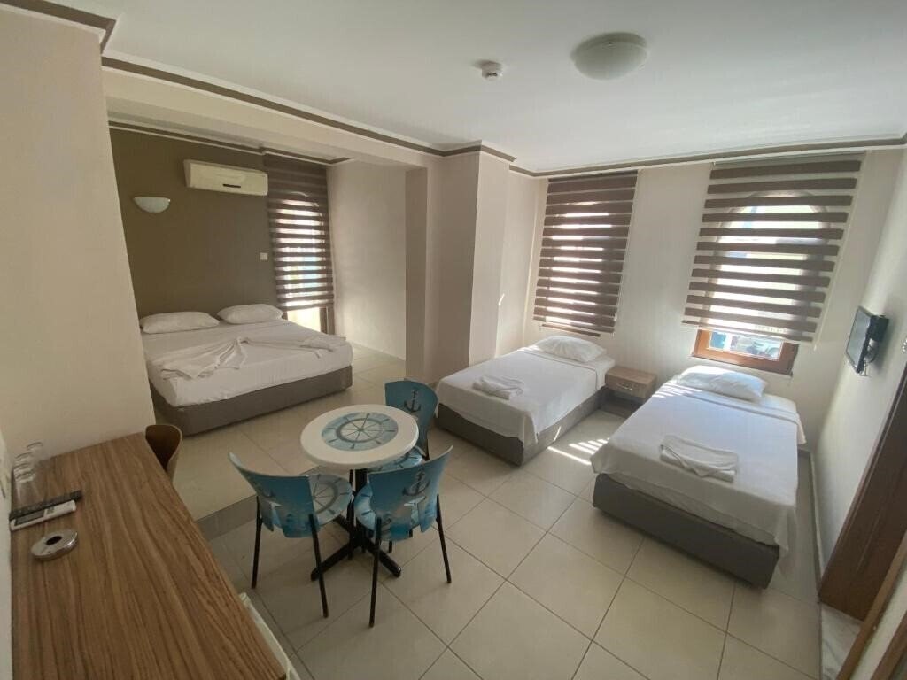 Фото Astoria Life Hotel 3*