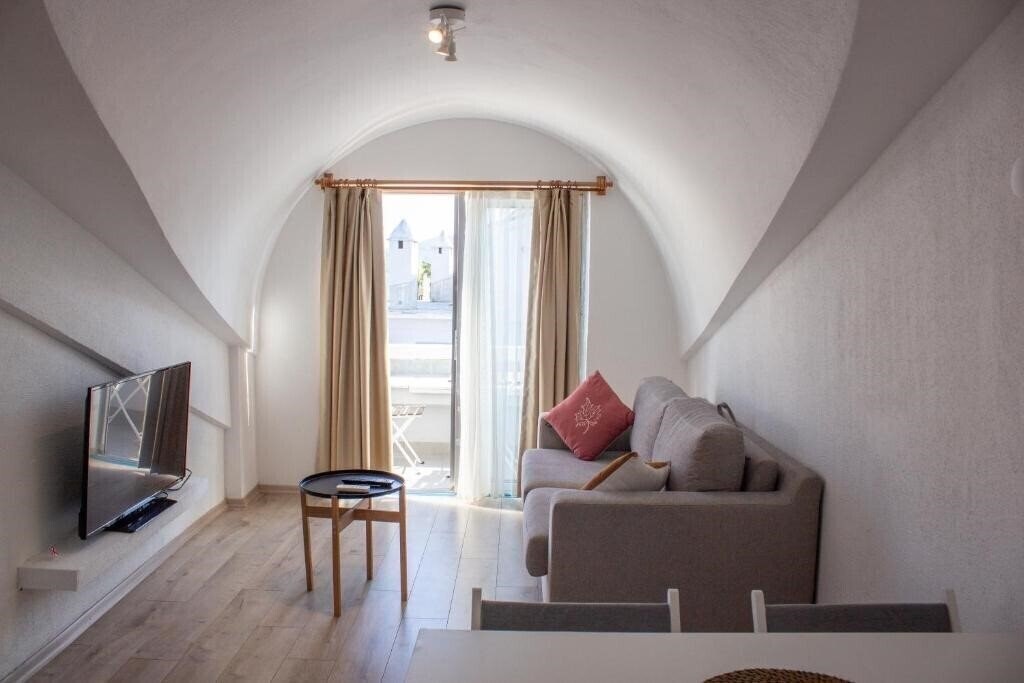 Фотографія Aloha Suites Mediterranean Houses 3*