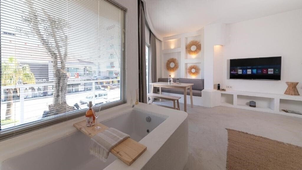 Изображение L Olive Homes 3*