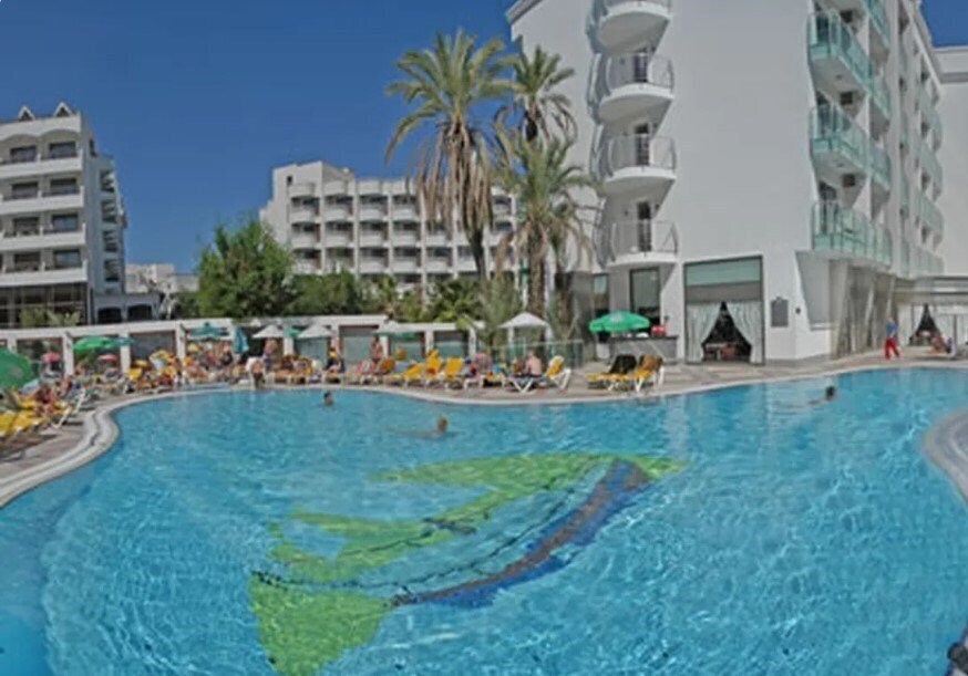 Фотографія Blue Bay Classic (ex. Blue Bays Deluxe Hotel) 4*