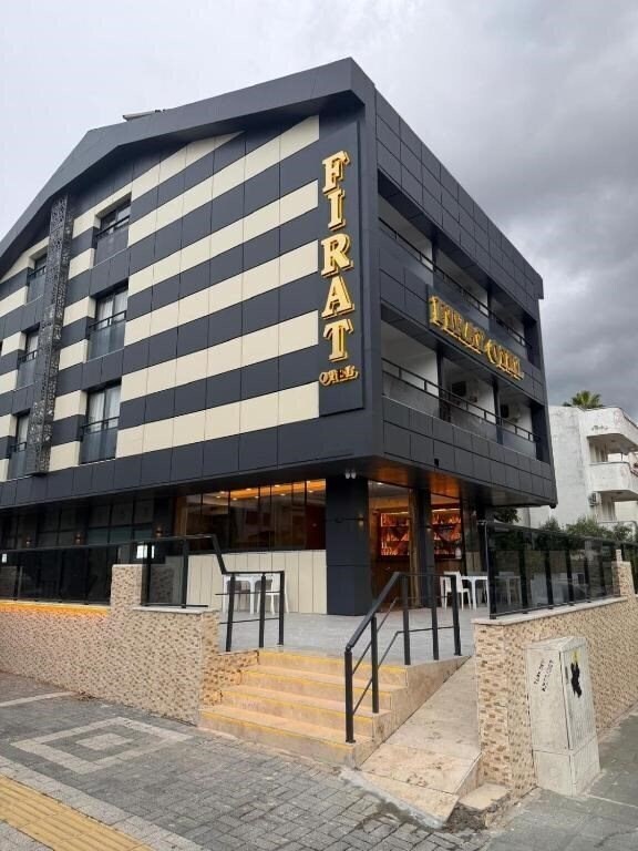 Готель Firat Hotel 3*