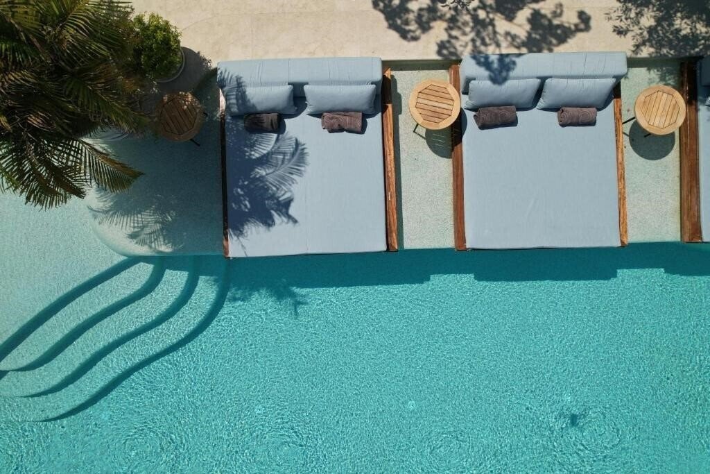 Фото Pilos Suites 4*