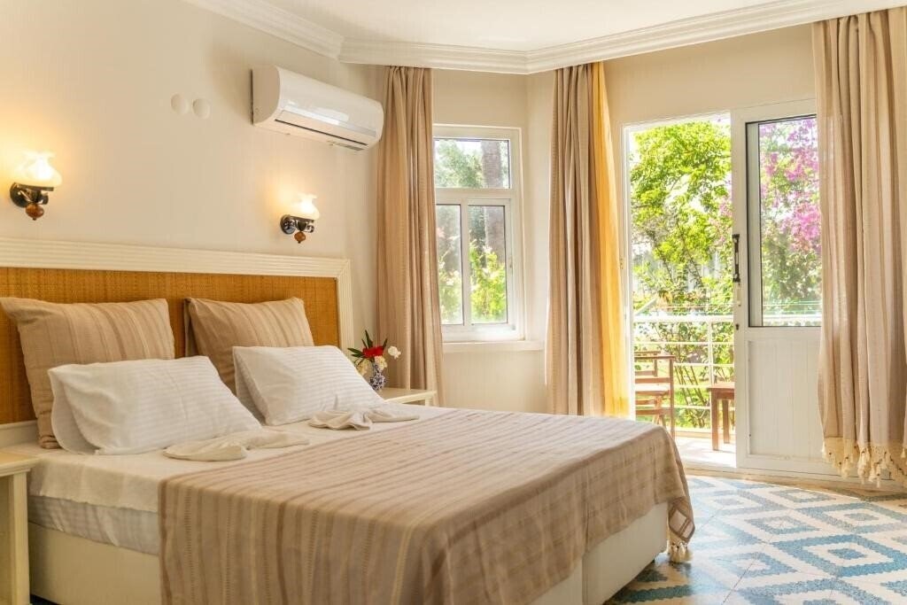 Зображення Chillos Beach Hotel & Lounge 3*