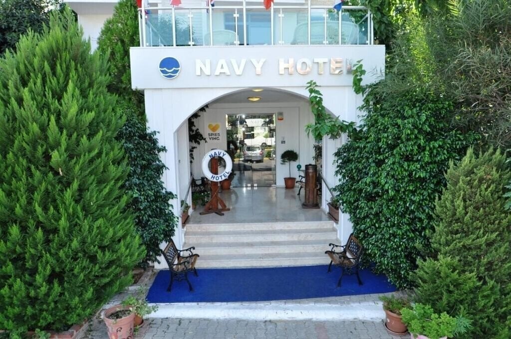 Готель Navy Hotel 3*