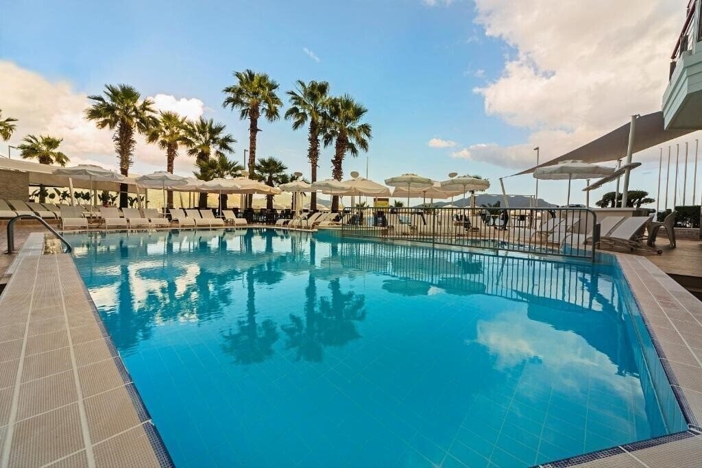 Фотографія Poseidon Hotel 4*