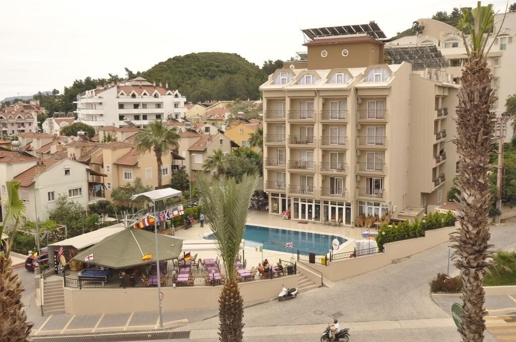 Готель Club Hotel Dorado 3*