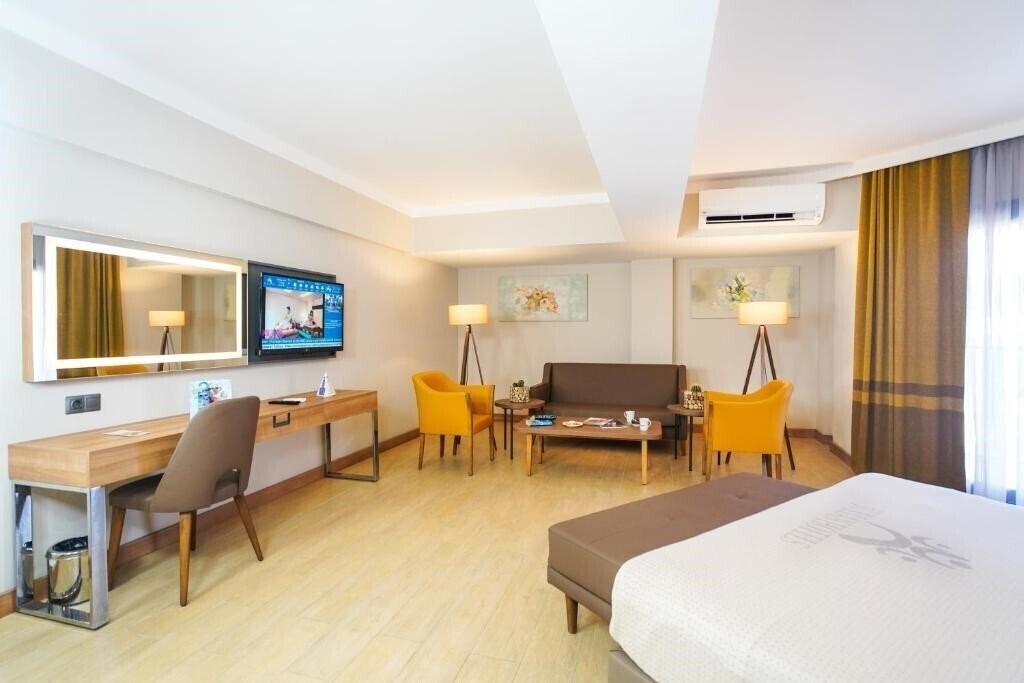 Фото Julian Club Marmaris 4*