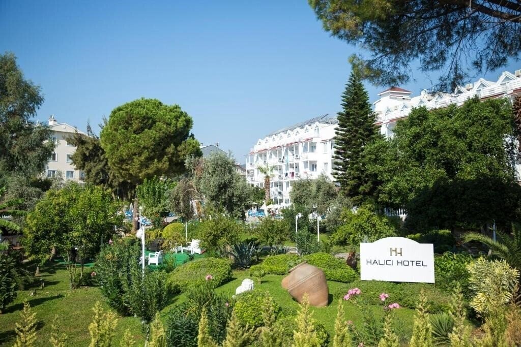 Готель Halici Center Hotel 3*