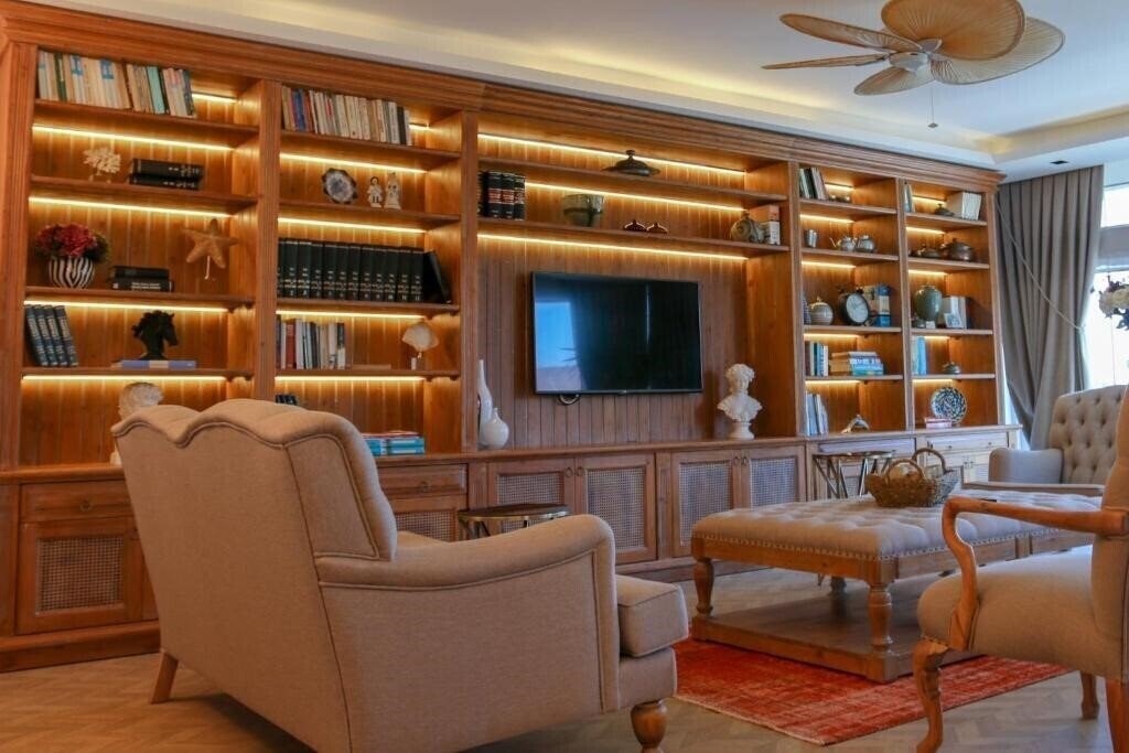Картинка Olbios Marina Resort Hotel 3*