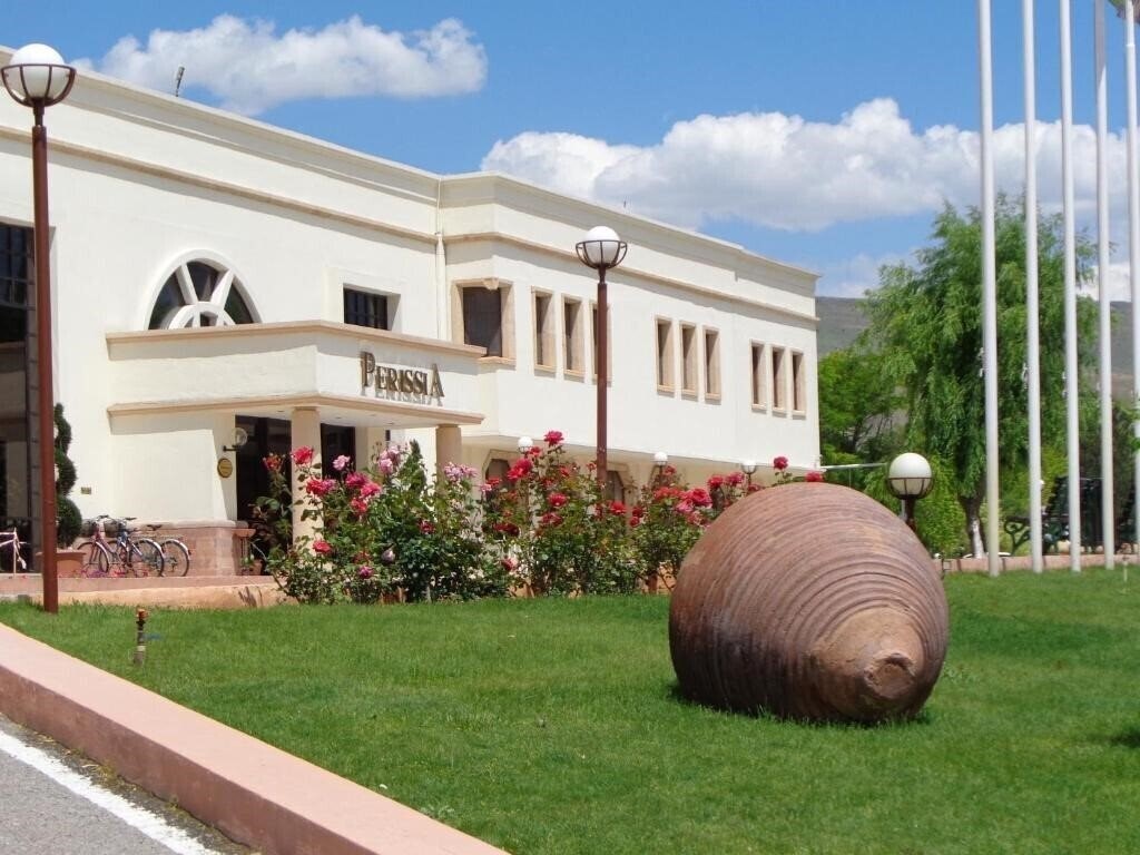Отель Perissia Hotel & Convention Center 5*