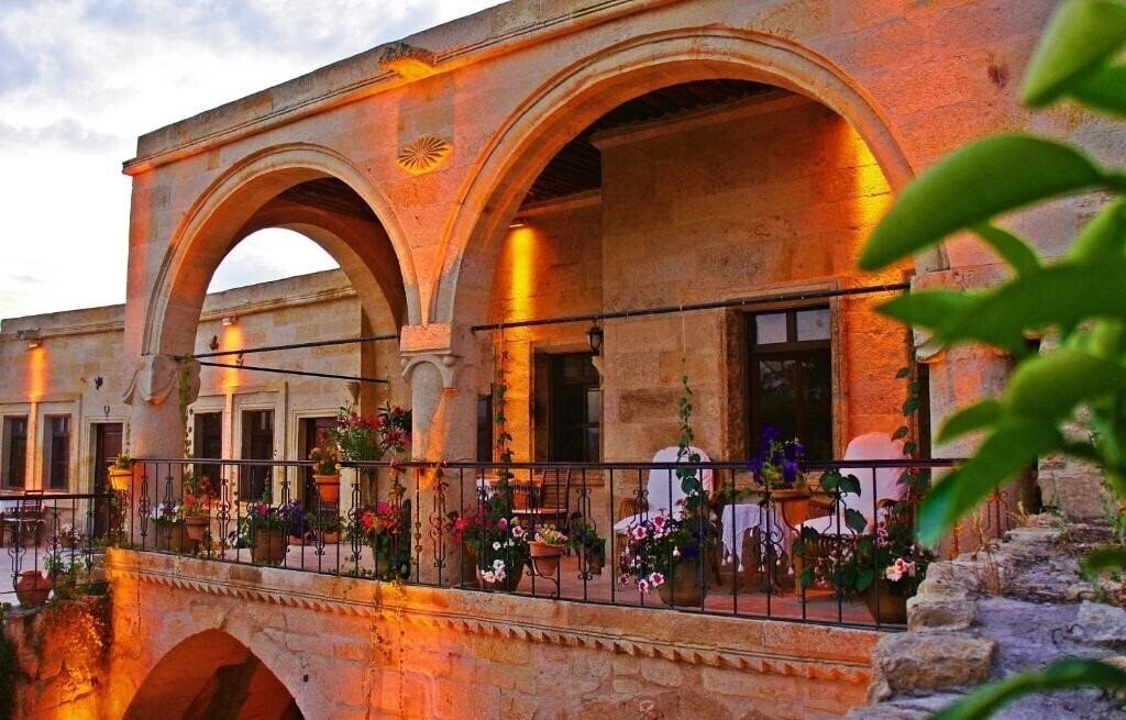 Готель Assiana Cave House Certified Municipal 1*