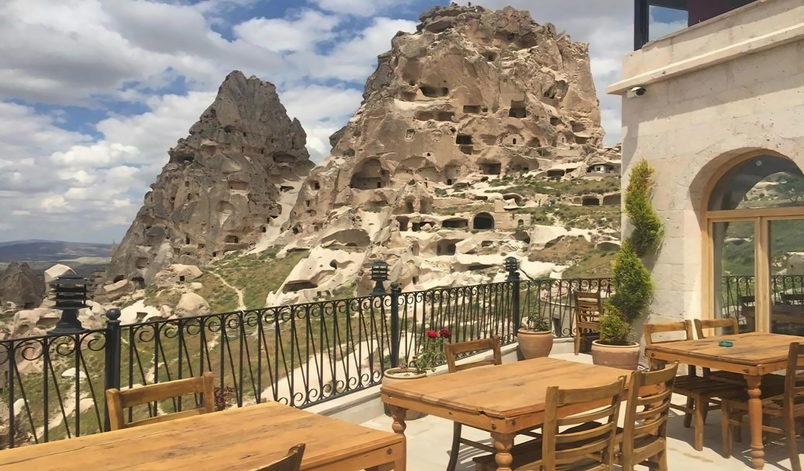 Изображение Caldera Cave Hotel Special Category 3*
