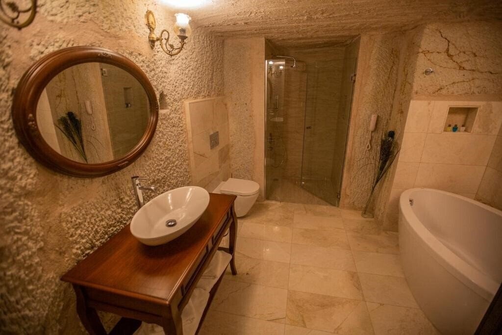 Фотографія Lavender Cave Hotel Sc 3*