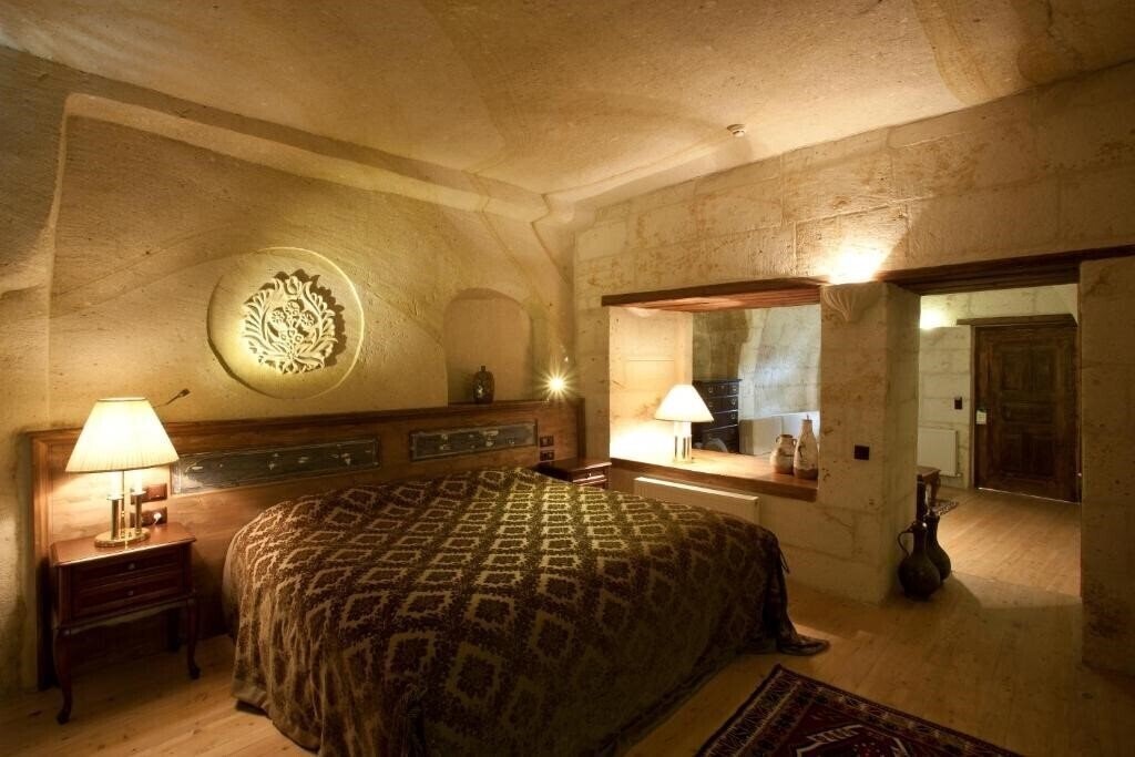 Фотографія Fresco Cave Suites & Mansions 4*