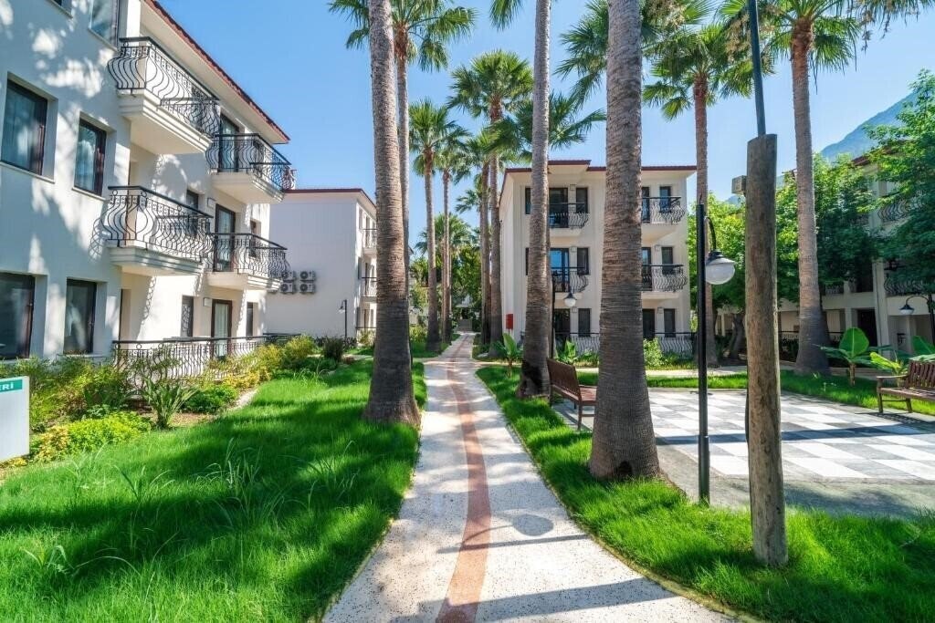 Готель Sundia by Liberty Oludeniz 4*