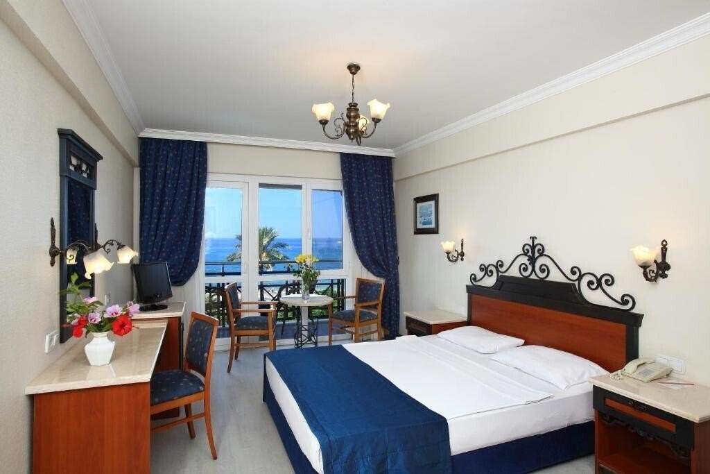 Фото Club Cactus Paradise Hotel 4*