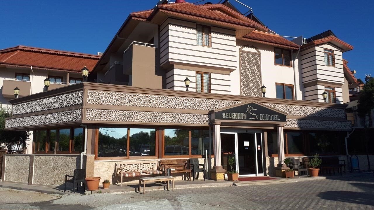 Готель Selenium Hotel 3*