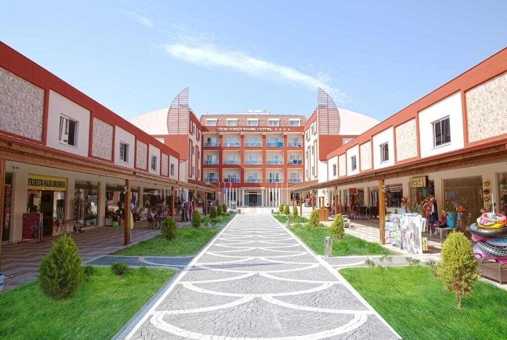 Отель Side West Park Hotel 4*