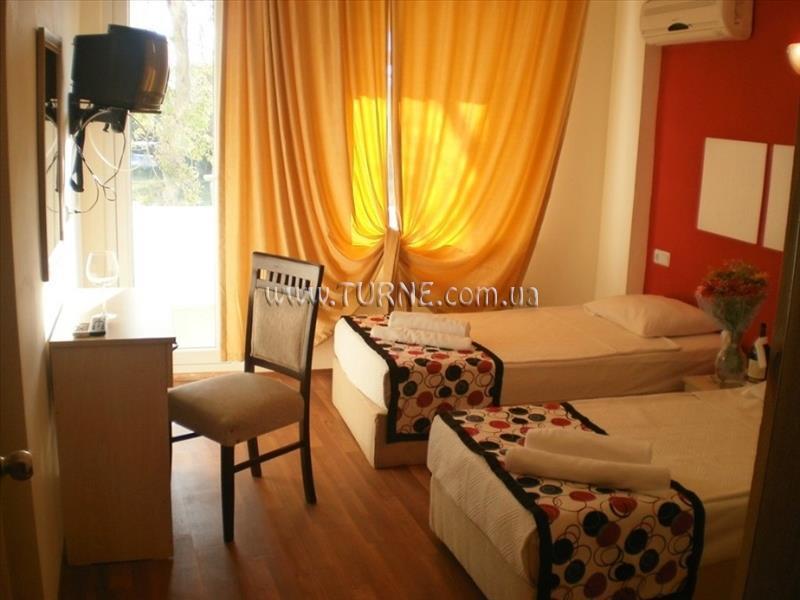 Фотографія Skys Hotel Side 3*