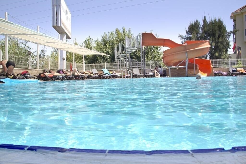 Зображення Holiday City Hotel (ex. Holiday Point Hotel City, Adella Side Hotel) 4*