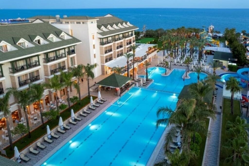 Фото Dobedan Beach Resort Comfort (ex. Alva Donna Beach Resort Comfort, Amara Beach Resort) 5*