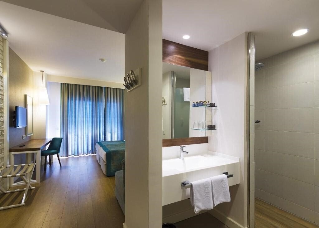 Фотографія Terrace Elite Resort 5*