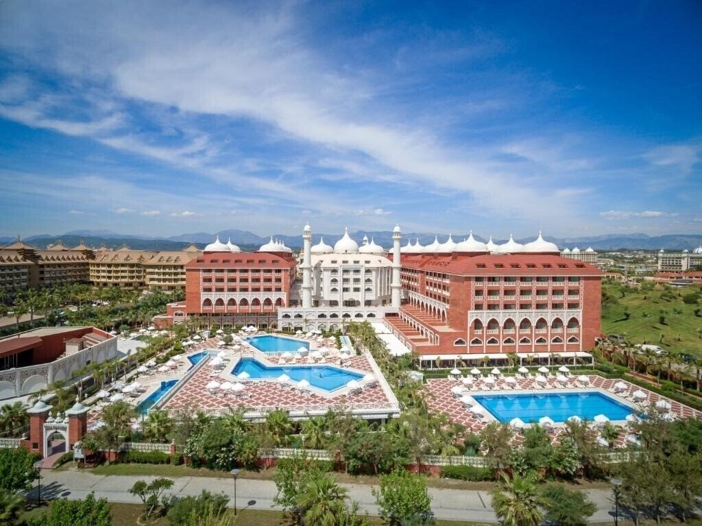 Готель Royal Taj Mahal 5*