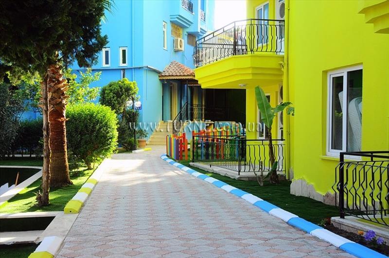 Фотографія Rainbow Castle Hotel 3*