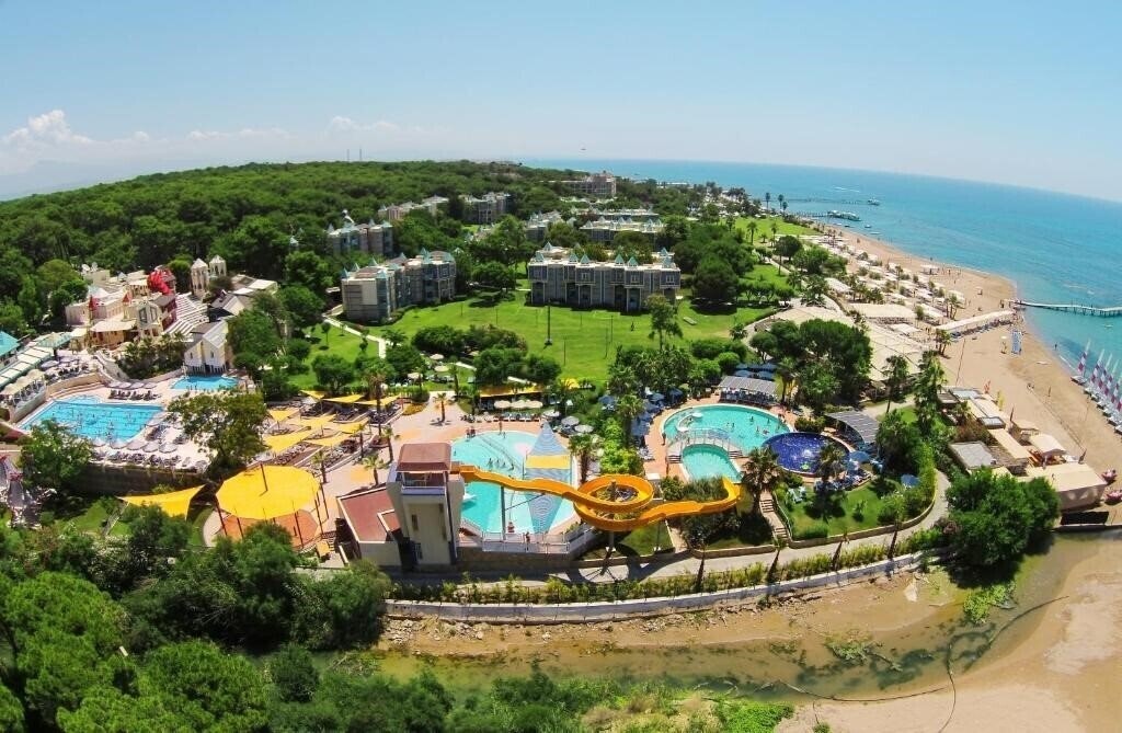 Отель Robinson Club Pamfilya Hotel 5*