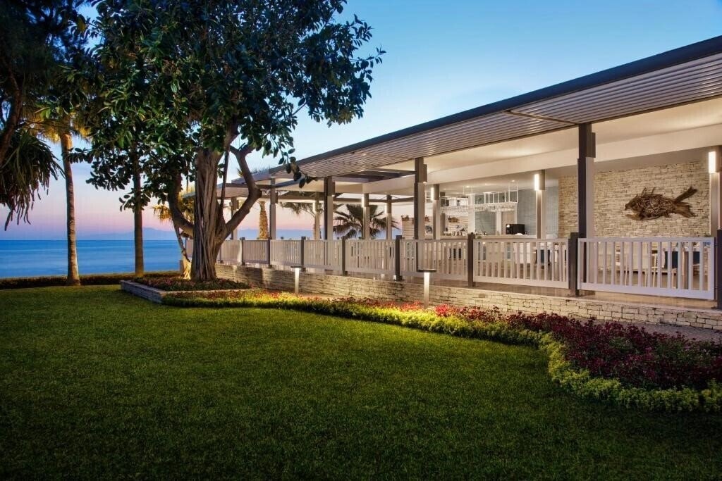 Зображення Acanthus & Cennet Barut Collection 5*