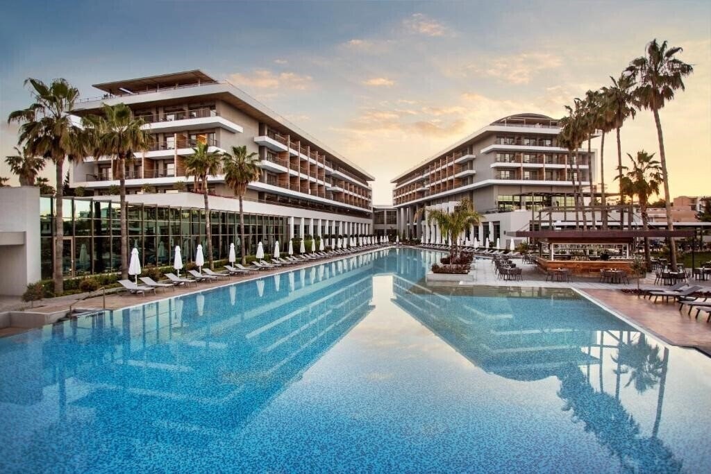 Готель Acanthus & Cennet Barut Collection 5*