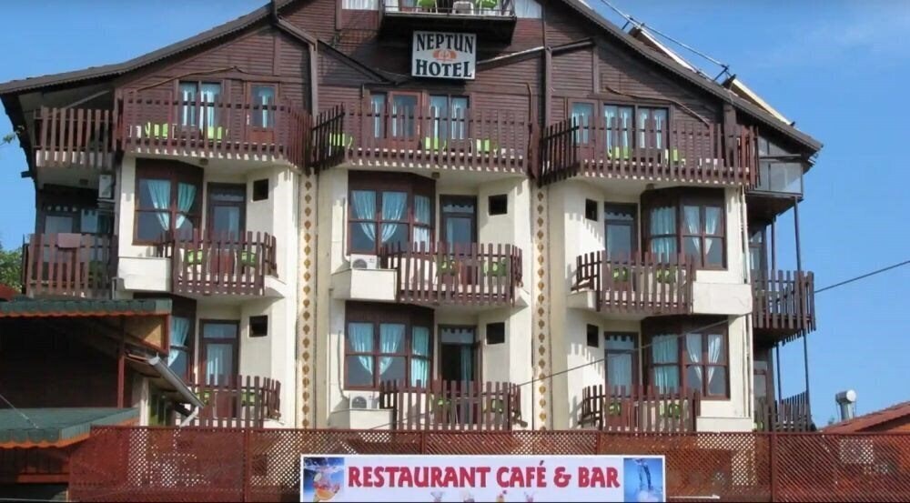 Отель Neptun Hotel 3*