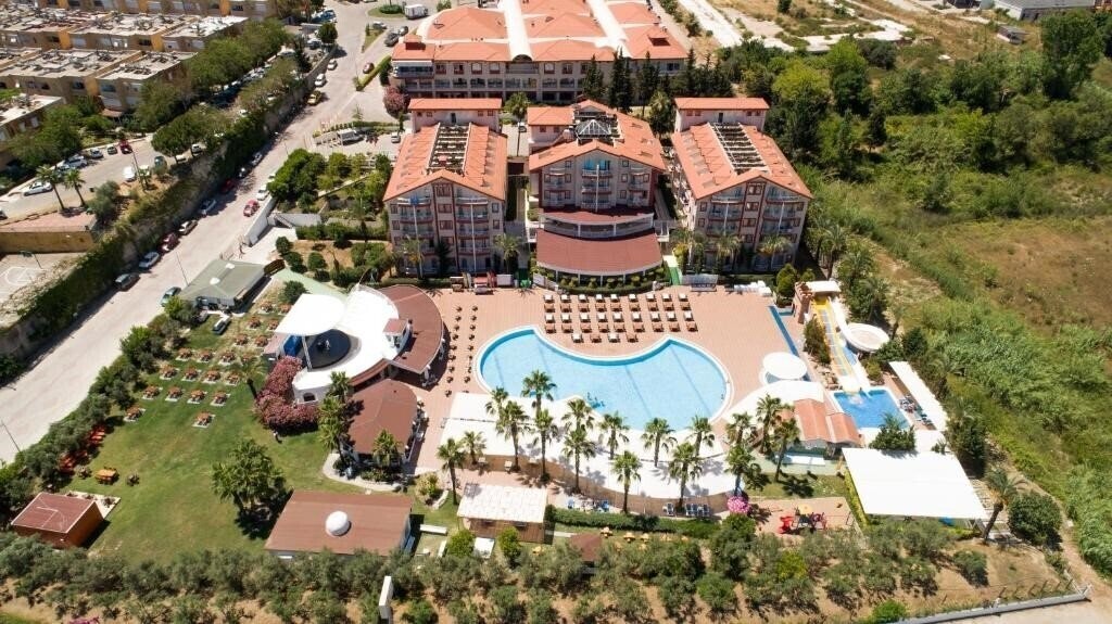Отель FUN & SUN SMART Hane Sun 5*