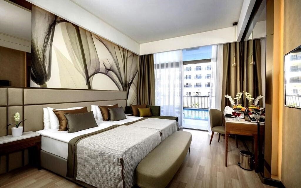 Фото Riolavitas Resort & SPA Hotel 5*