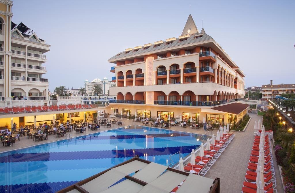 Готель Orange Palace 5*