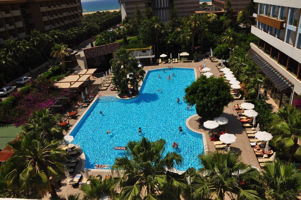 Готель Port Side 5*