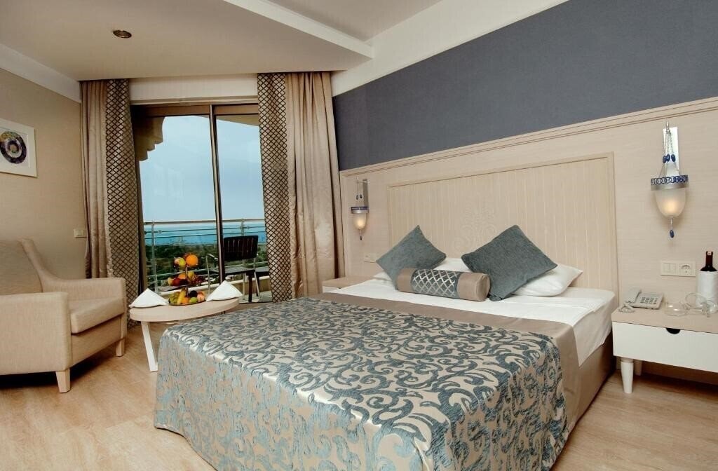 Фото Seamelia Beach Resort Hotel & SPA 5*