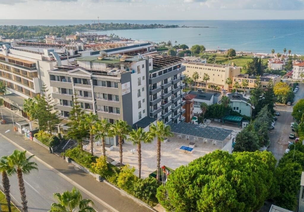 Отель Sun Beach Hill Hotel 4*