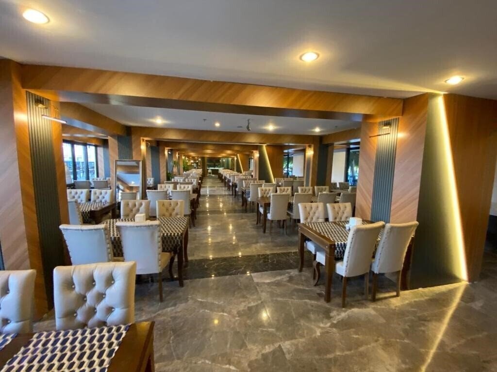 Фотография Side Yesiloz Hotel 4*