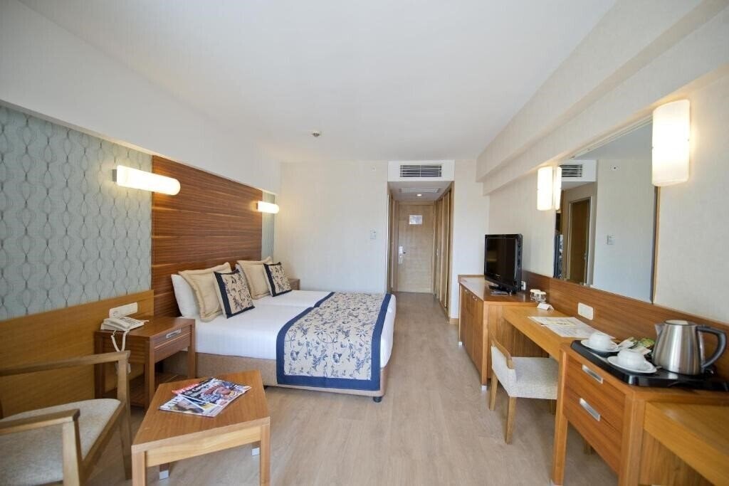 Картинка Trendy Side Beach 4*