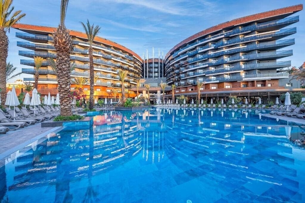 Фото Kirman Hotels Calyptus Resort & SPA 5*