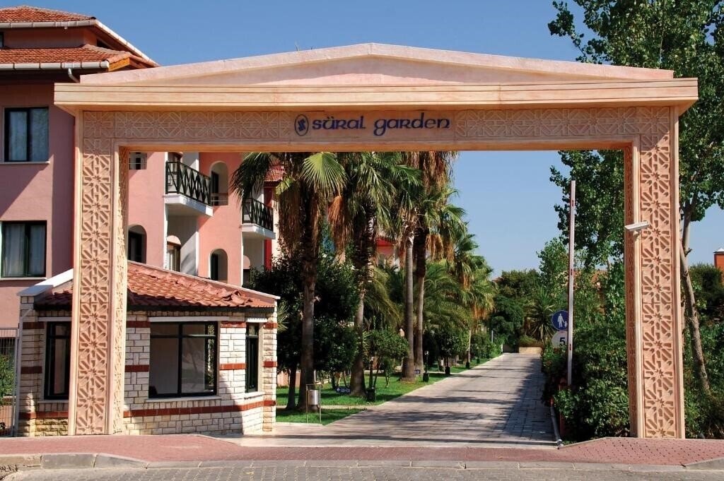 Отель Sural Garden 3*