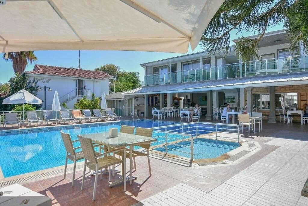 Фото Clover Magic Altinkum Park Side (ex. Altinkum Park Hotel) 3*